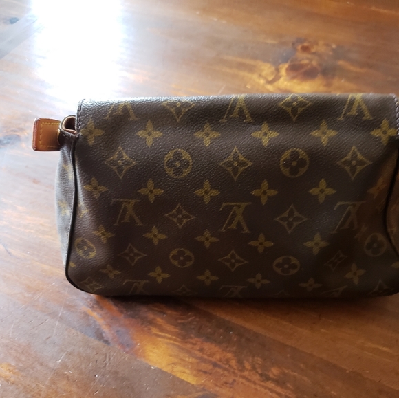 Vintage LV Bag - Picture 8 of 8